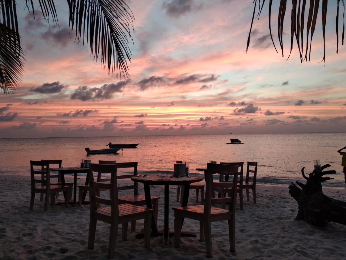 Dhigurah Beach Inn المظهر الخارجي الصورة